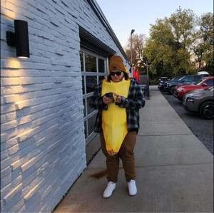 Meet your Posher, Malia